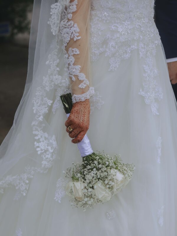 novios-boda-moderna.jpg